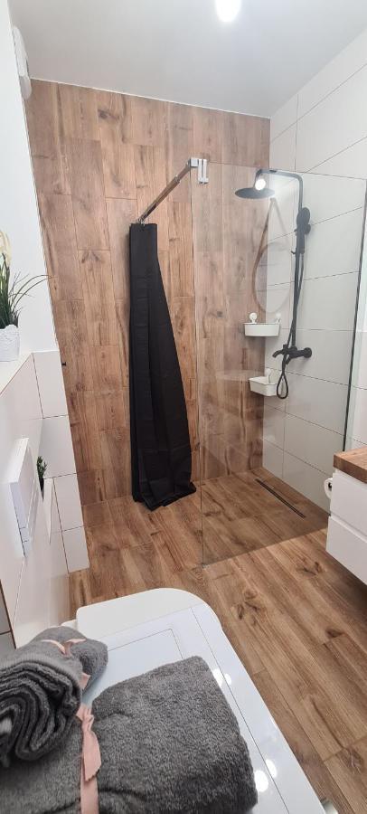 61 - Apartamenty Siedlce - Nowy Apartament W Centrum Przy Ul 3 Maja 51A Eksteriør bilde