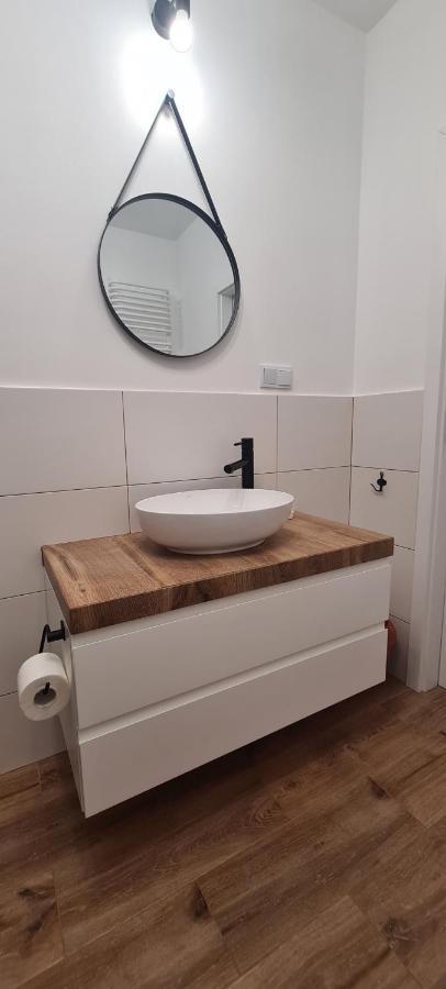 61 - Apartamenty Siedlce - Nowy Apartament W Centrum Przy Ul 3 Maja 51A Eksteriør bilde